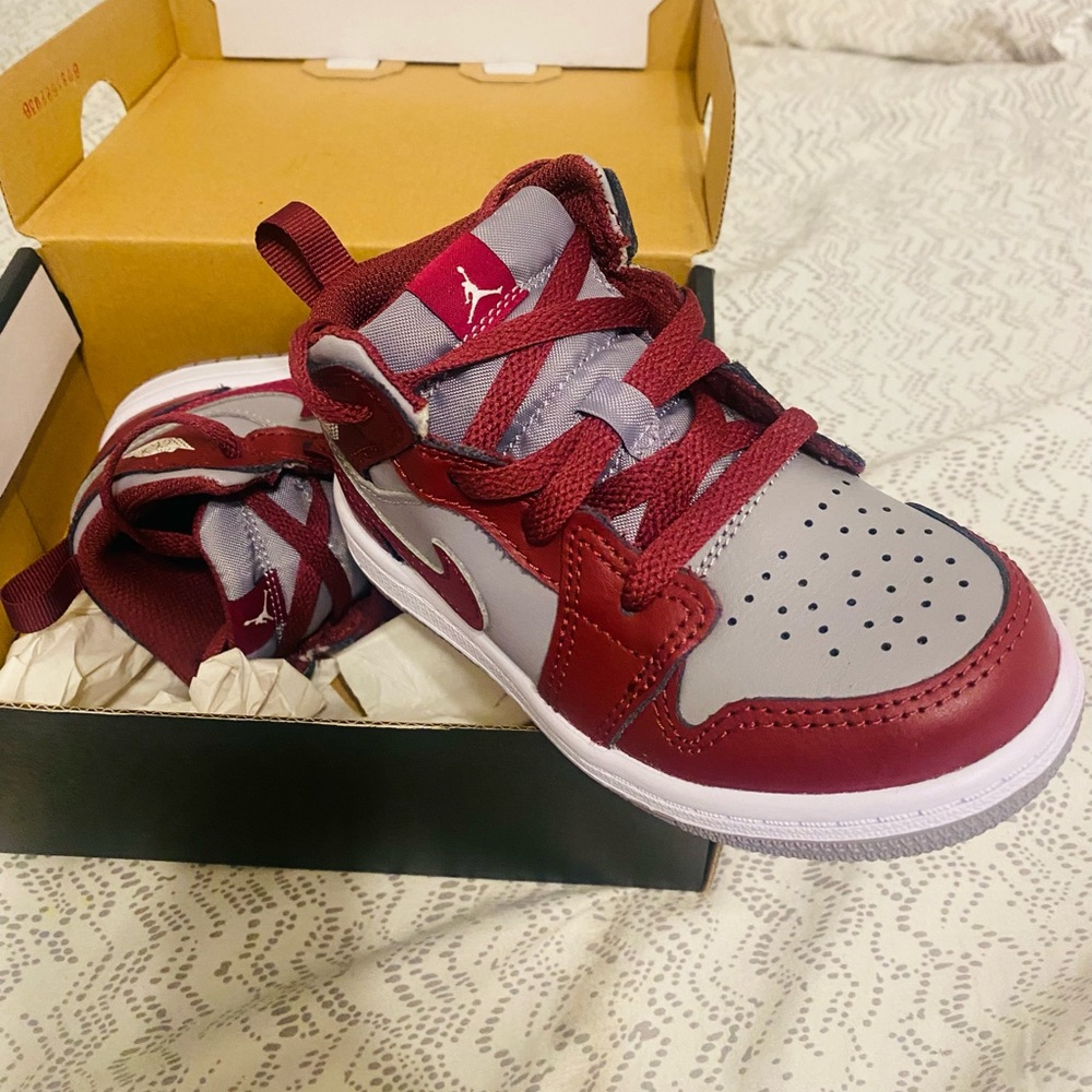 Jordan 1 Mid New in box Toddler size 9